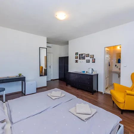 Legends Affittacamere Praga